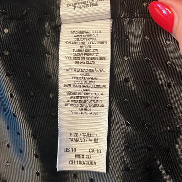 Beautiful Juicy Couture jacket - Like new Size 10 (fits like petite) - Picture 8 of 13